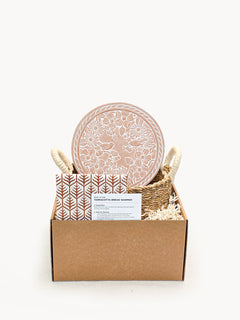Bread Warmer & Basket Gift Set with Tea Towel - Garden Round