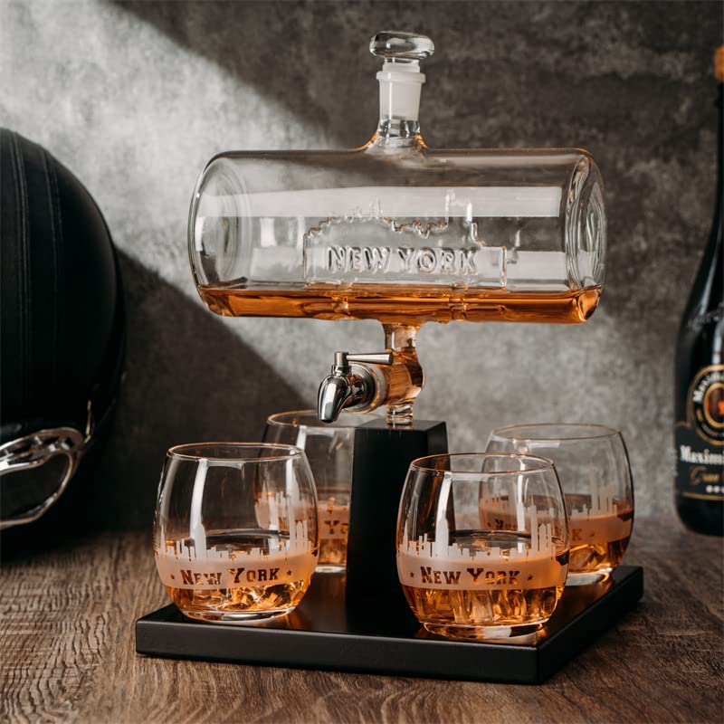 Wine & Whiskey Decanter Set 1100ml with 4 Whiskey Glasses-1