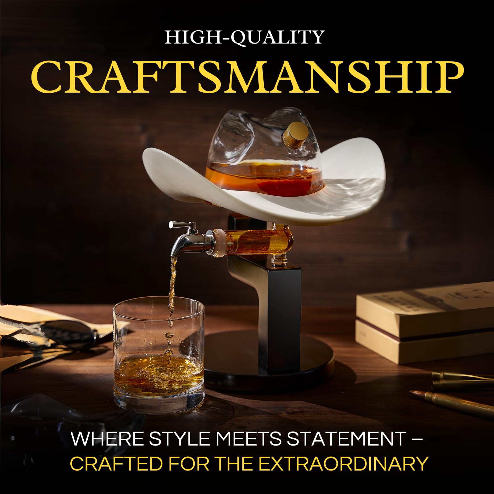 The Wine Savant Cowboy Hat Decanter, Western Style Rustic Design Glass - 800ml Clear