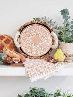Bread Warmer & Basket Gift Set with Tea Towel - Vintage Vine Round