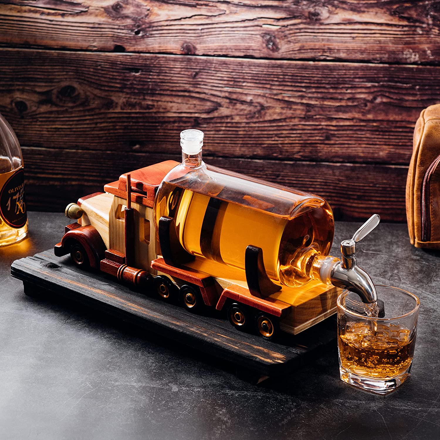 Truck Wine & Whiskey Decanter, 1000ml 18"L-3