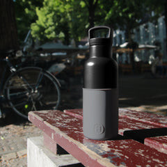 Black-Metallic Grey 16 Oz