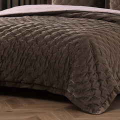 Bebejan 3 Piece Velvet Comforter Set