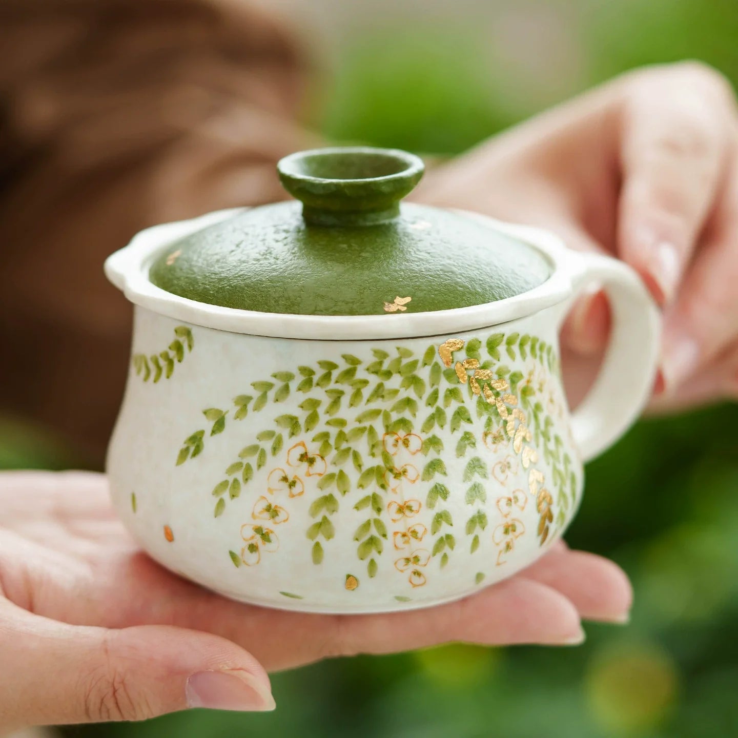 Hand-Painted Floral Ceramic Tea Cup with Lid – 135ml Traditional Gift Box Set-0
