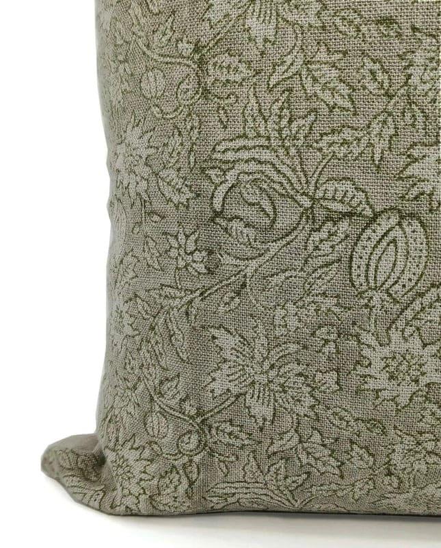 Manikarnika Print Green Floral Throw Cover