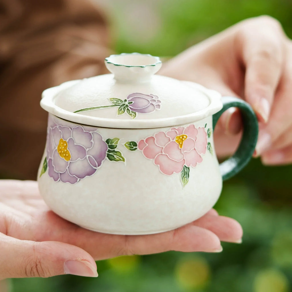 Hand-Painted Pastel Floral Ceramic Tea Cup with Lid – 123ml Traditional Gift Box Set-0