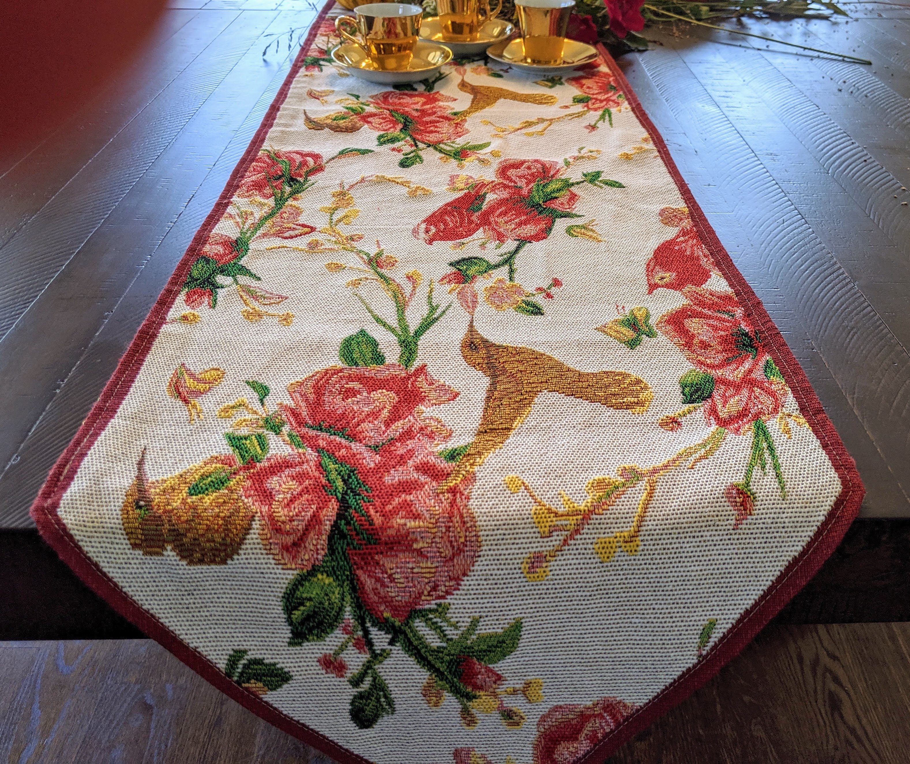 Tache Floral Red Roses Hummingbirds Ivory Woven Tapestry Table Runner (18109)-4