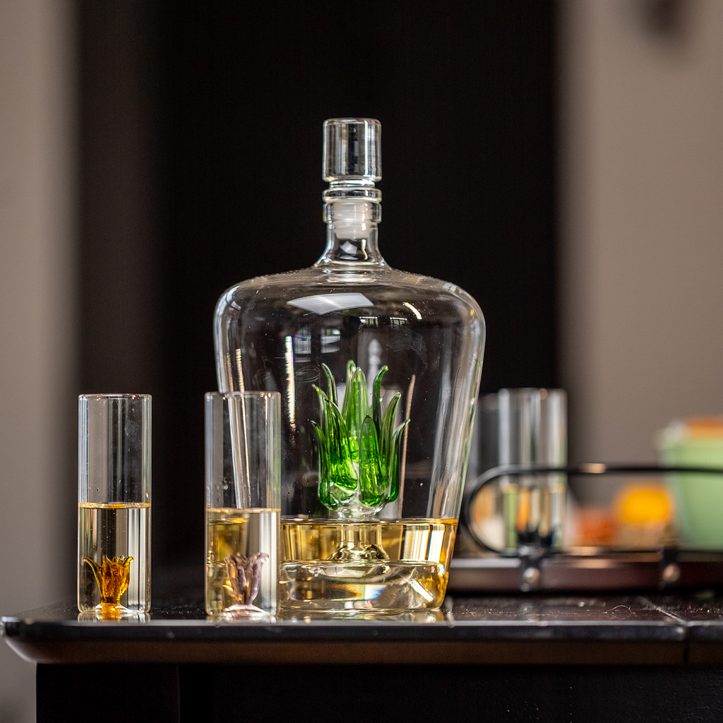 Tequila Decanter Tequila Glasses Set with Agave Decanter and 6 Agave Shot Glass-1
