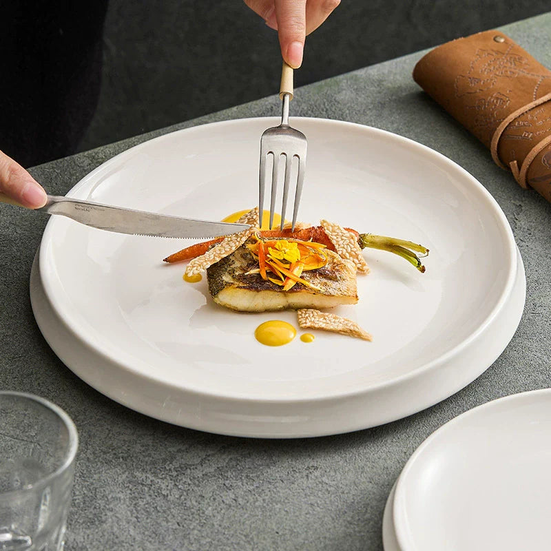 Minimalist Fine Porcelain Deep Plate – Modern White Round Dinner Plate for Gourmet Plating-1