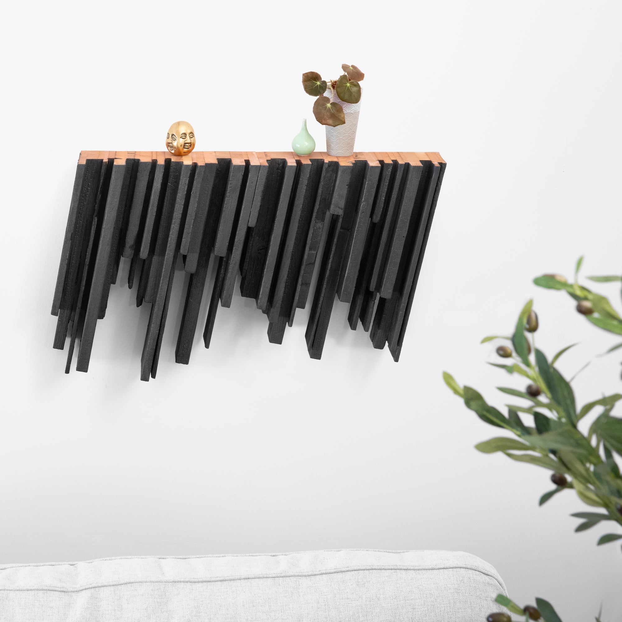 Skyline shelf