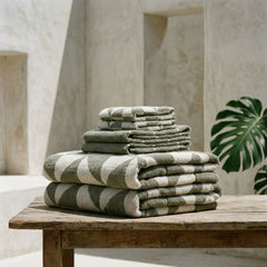 Umbra Towels (Shipping fees may apply)