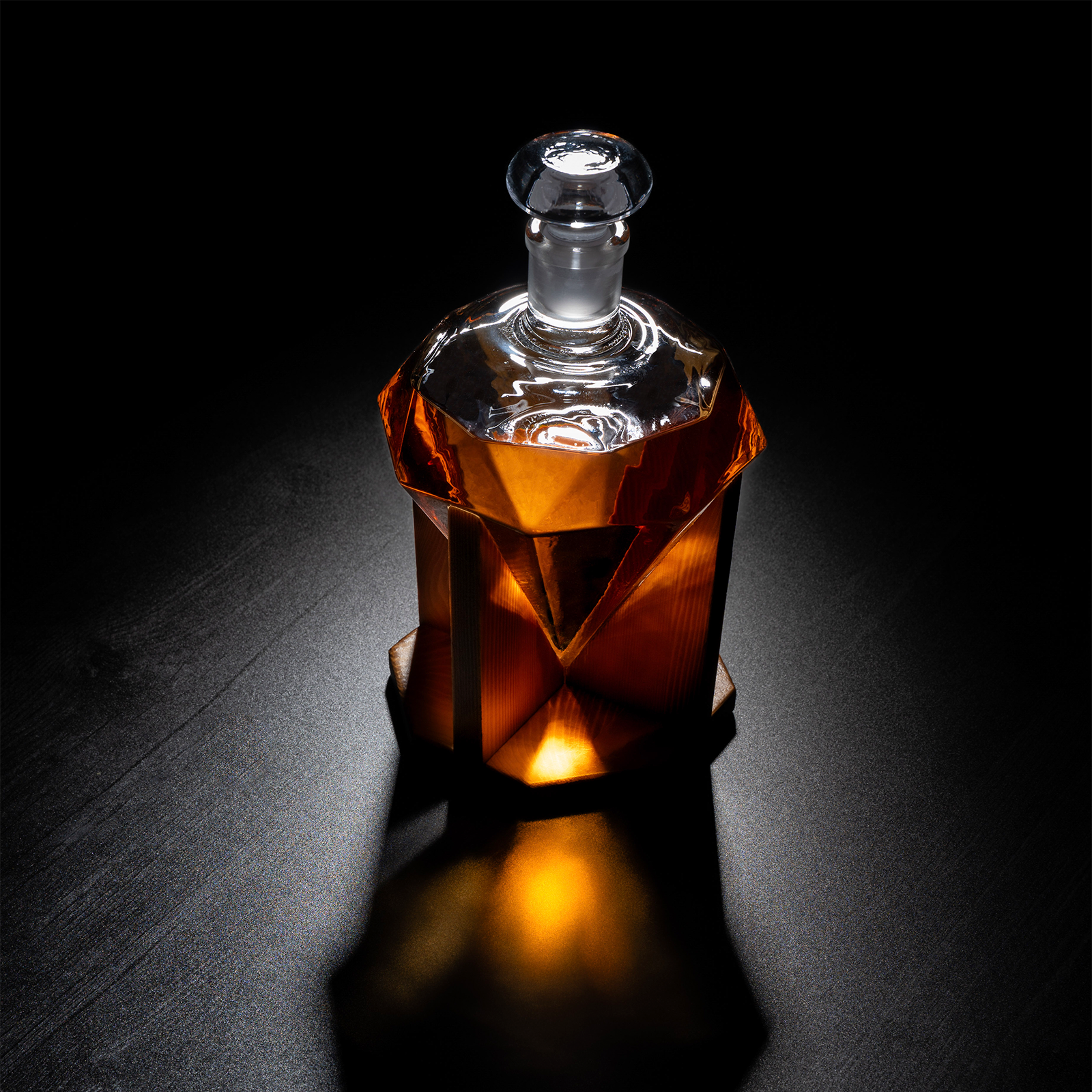 Diamond Decanter For Whiskey, Liquor, 750ml