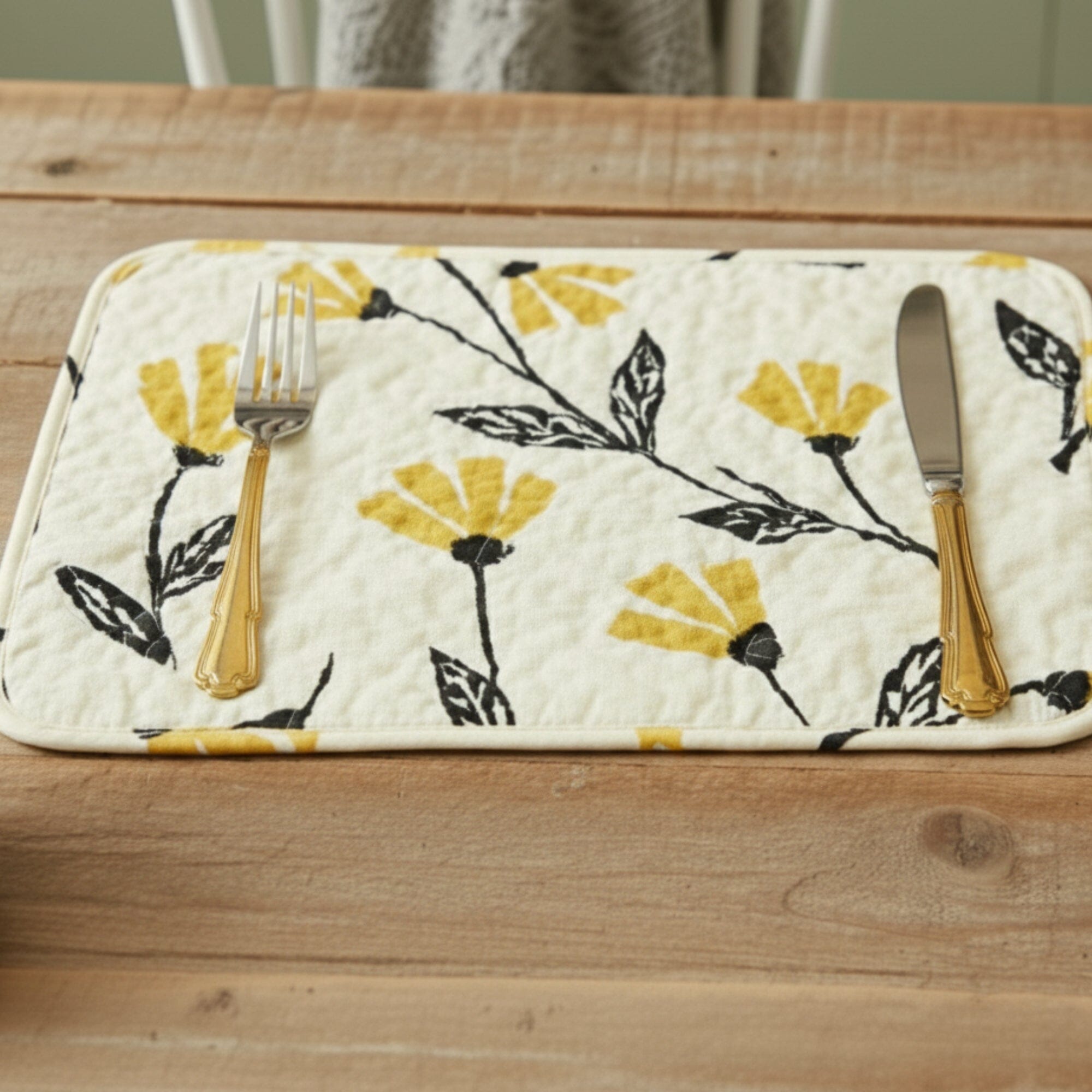 DaDa Bedding Botanical Floral Dining Table Placemats - Set of 4-Pieces Quilted Ivory with Yellow Fleur Golden Orange Spring Time Tulips - 13 x 19-2