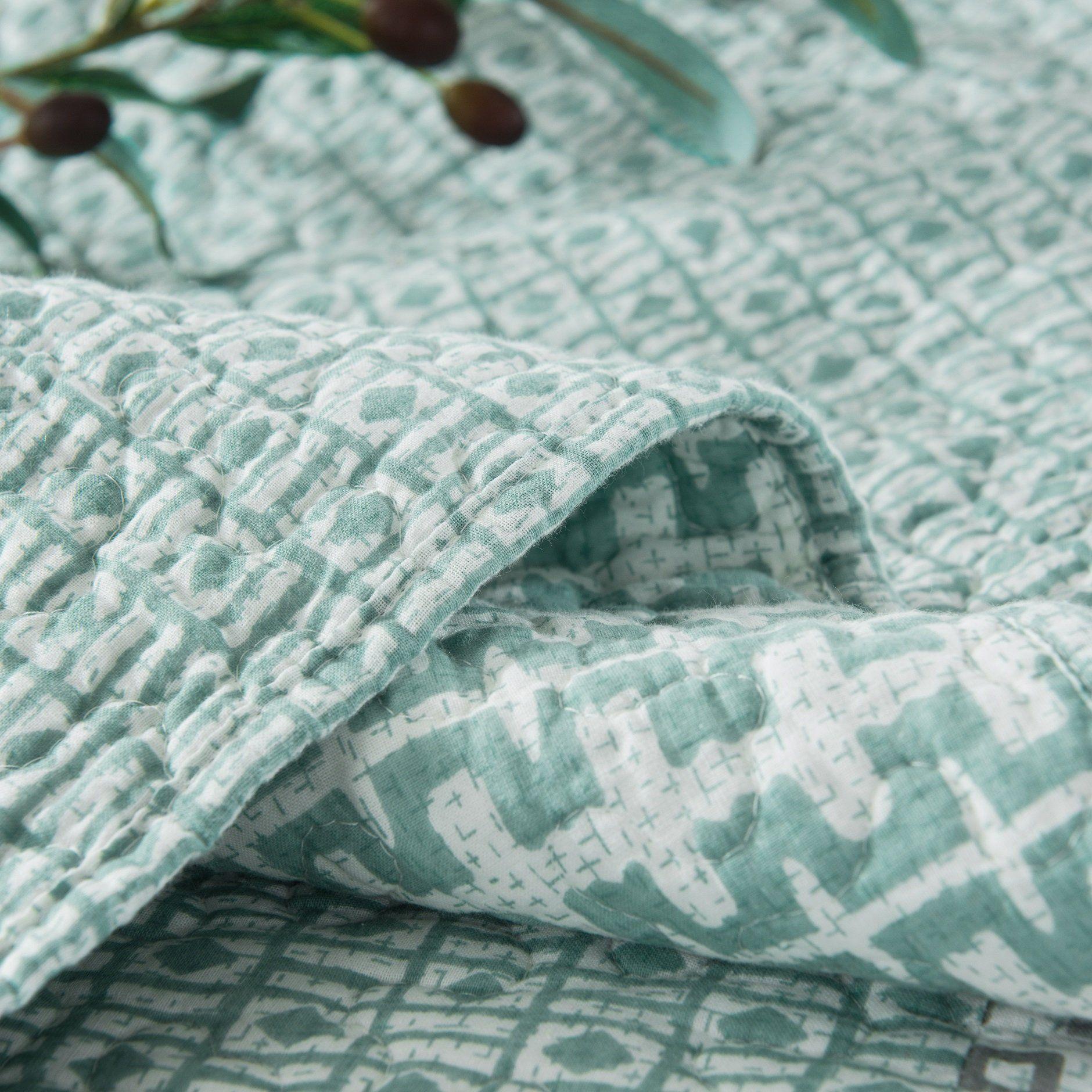 DaDa Bedding Contemporary Mint Green Grey Geometric Cotton Quilted Bedspread Set (JHW-804)-1
