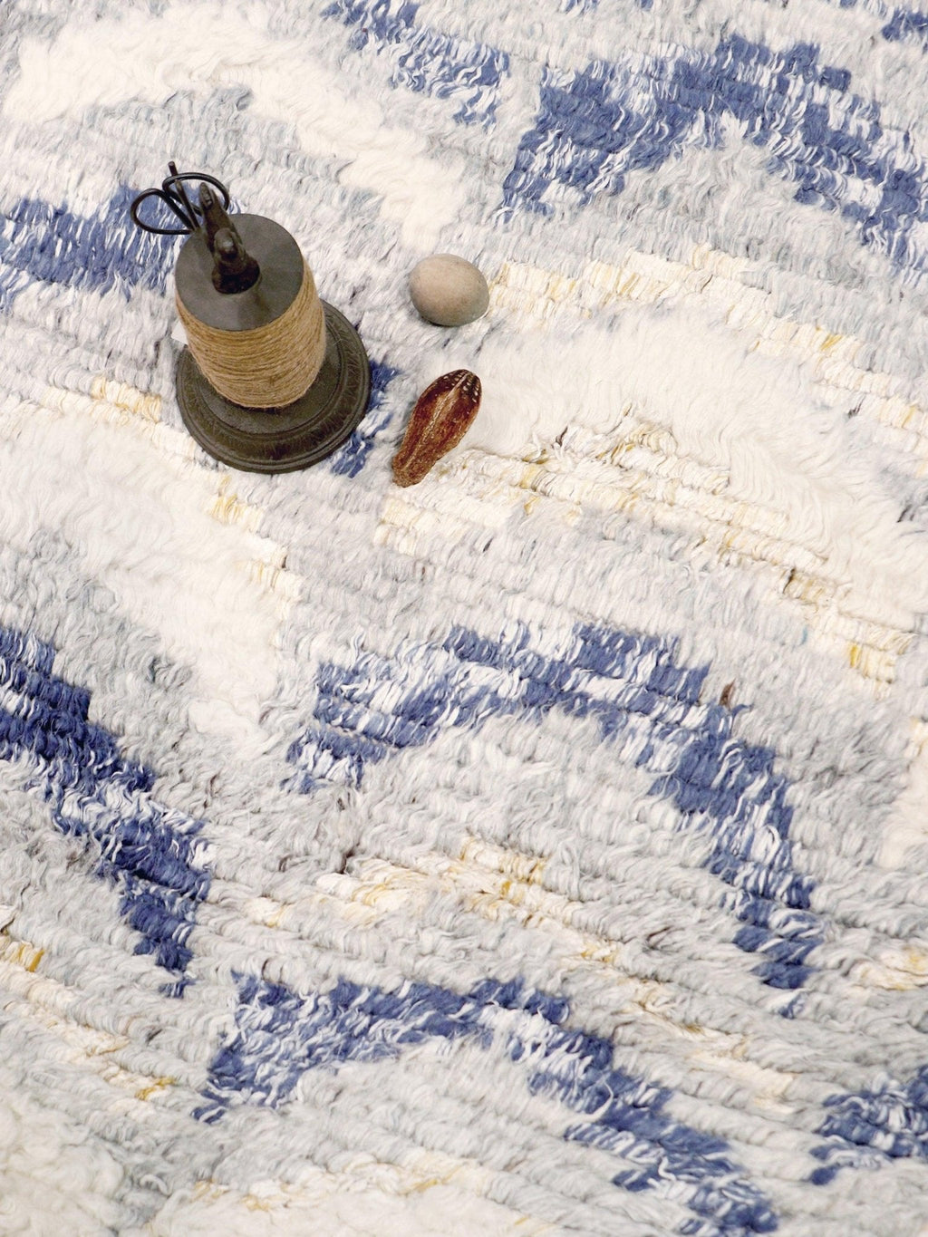 Canvello Casablanca Moroccan Collection Hand-Knotted Wool Area Rug- 5' X 7'10"