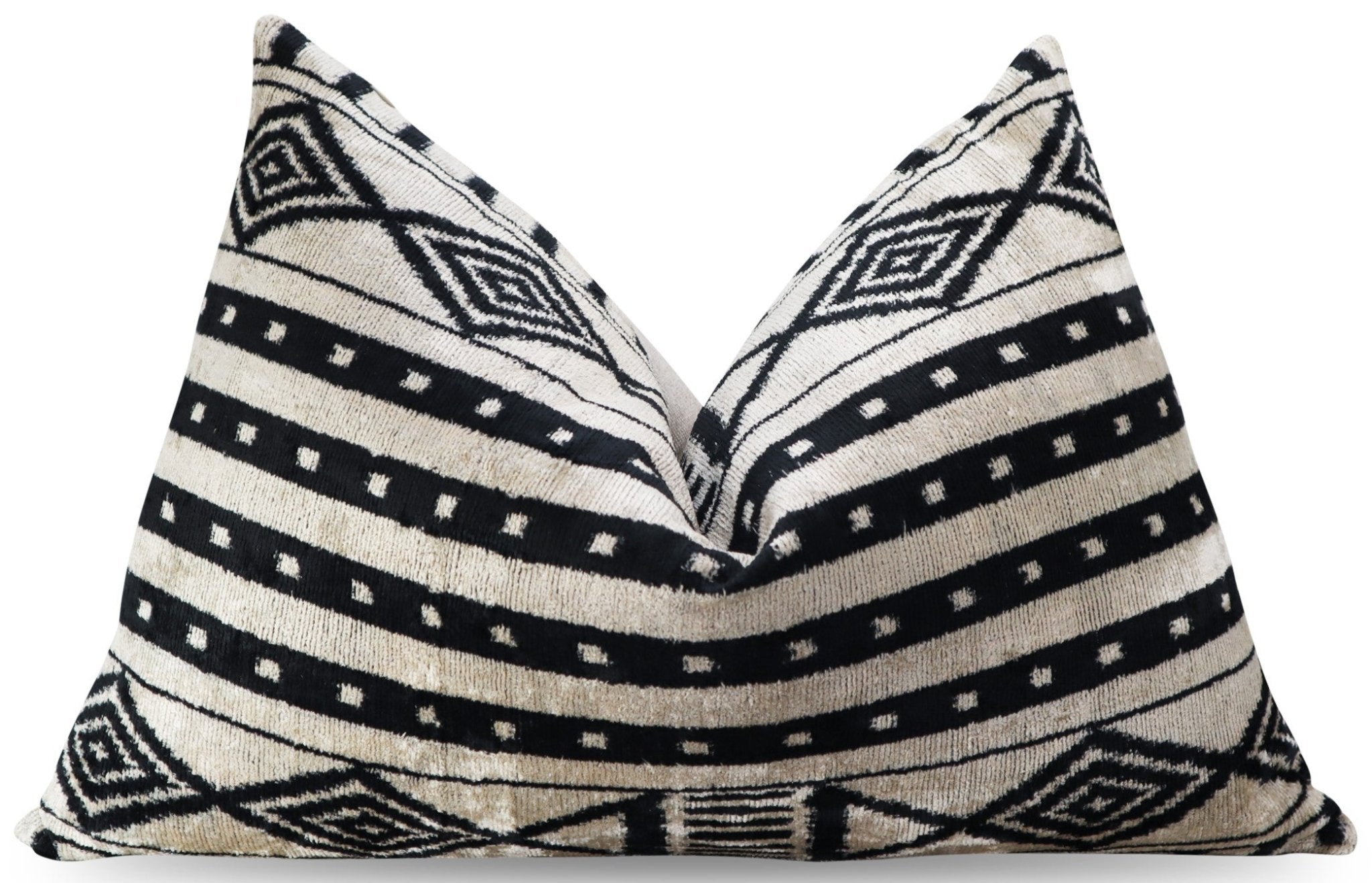 Canvello Luxury Decorative Black & White Throw Pillow | 16 x 24 in (40 x 60 cm)