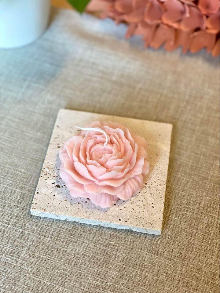 Peony Scented Candle — The Essence of Elegant Luxury-6