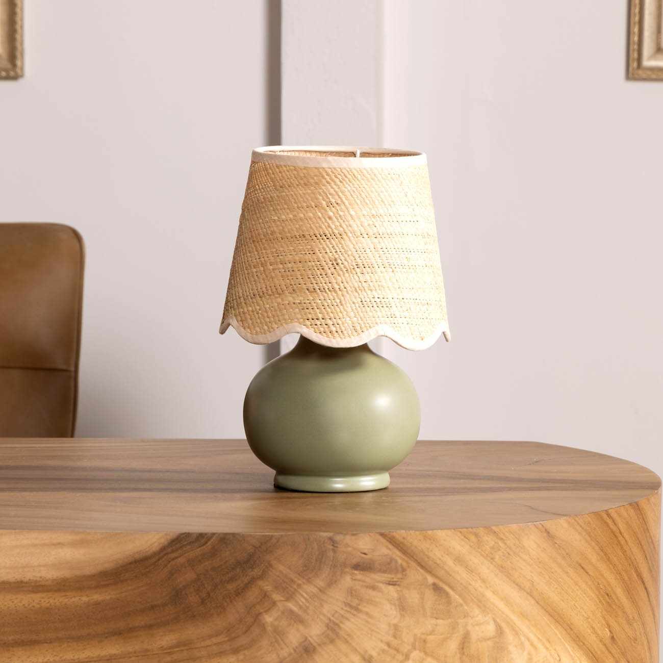 Theisseil Green Table Lamp-4