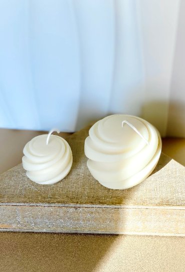 Swirl Candle | Minimalist Creation-2