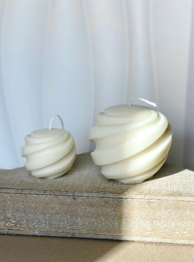 Swirl Candle | Minimalist Creation-3