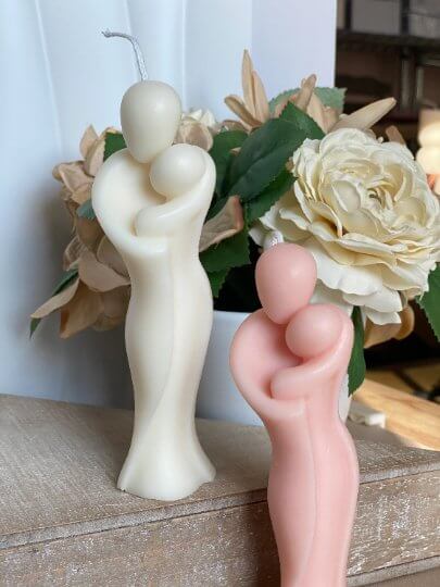 Mother's Hug Candle | Cozy Home Ambiance-4