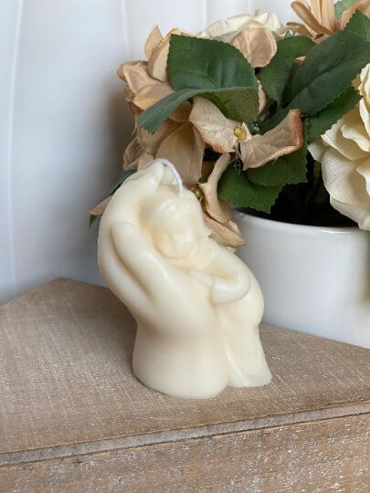 Mother's Touch Scented Candle-4