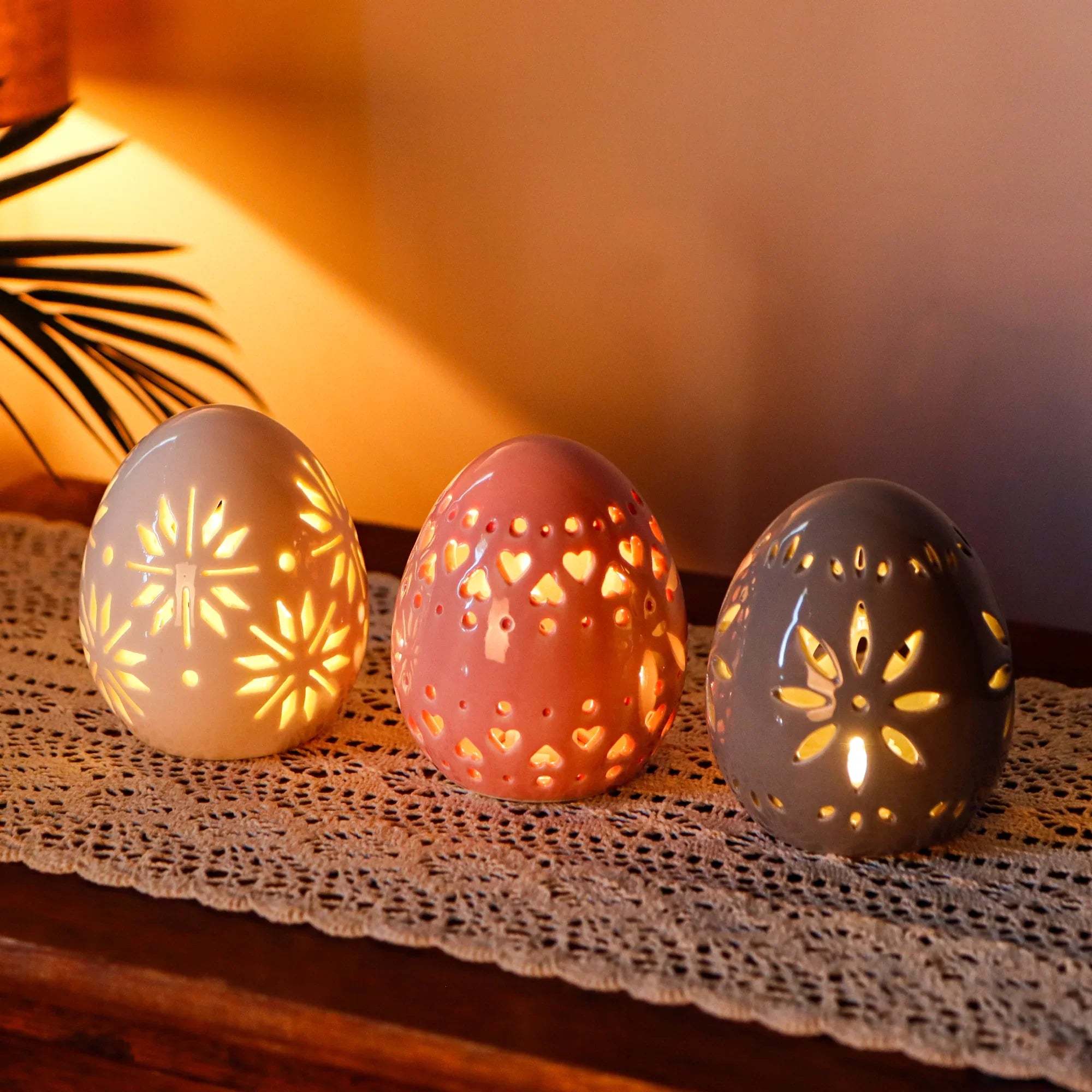 Set of 3 Ceramic Decorative Lamp 4" H(Egg)-2