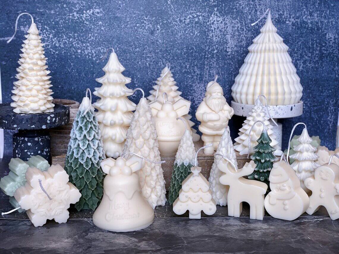 Snowflakes Handmade Candle - Festive Soy Wax Christmas Candle for Holiday Cheer-2