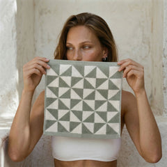 Umbra Towels (Shipping fees may apply)